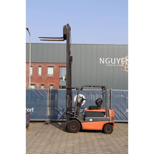 2001 Toyota FBMF25-46019803