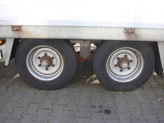 2015-humbaur-b5ag-46019953