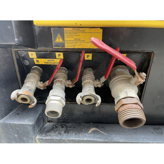 2011 Kaeser M 122 - N-46020141