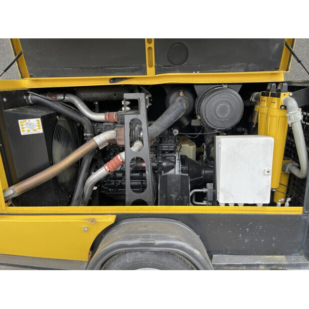 2011 Kaeser M 122 - N-46020145