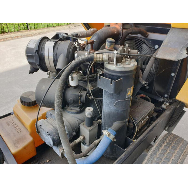 2011 Kaeser M 30-46020244