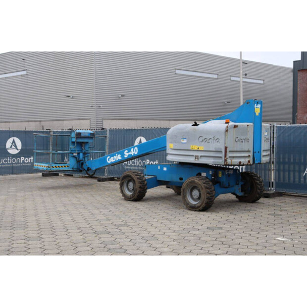 2013 Genie S-40-46020258