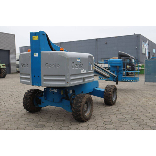 2013 Genie S-40-46020311