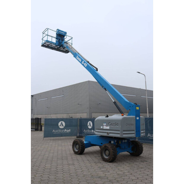 2013 Genie S-40-46020333