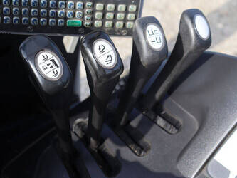 2005-still-rx20-18-1432726-46020854