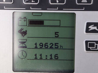 2005-still-rx20-18-1432726-46020856