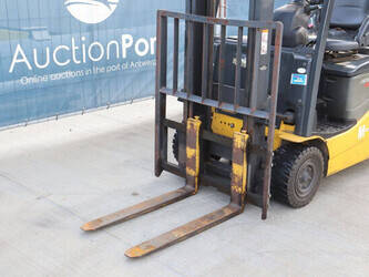 2010-komatsu-fb18m-12-1432732-46021105