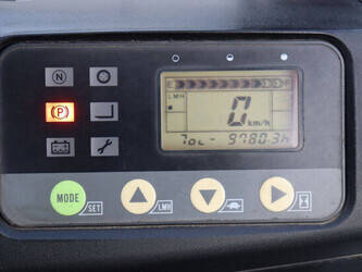 2010-komatsu-fb18m-12-1432732-46021127