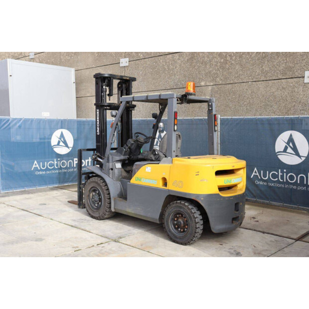 2016 يونيكاريرز 40-46021404