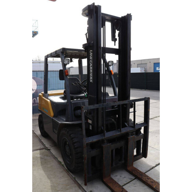 2016 يونيكاريرز 40-46021408