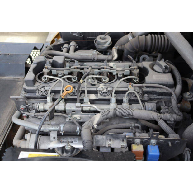 2016 يونيكاريرز 40-46021429