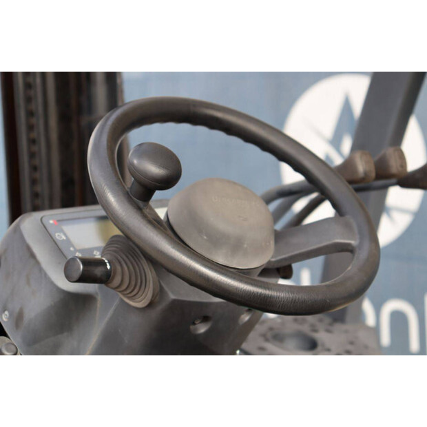 2016 يونيكاريرز 40-46021435