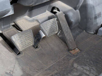 2016-unicarriers-40-46021436