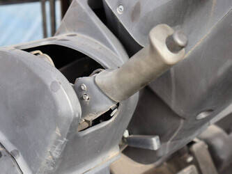 2016-unicarriers-40-46021438