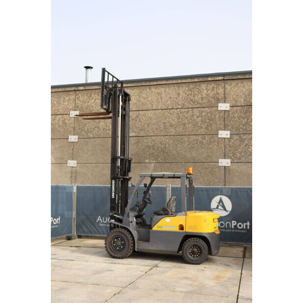 2016 يونيكاريرز 40-46021448