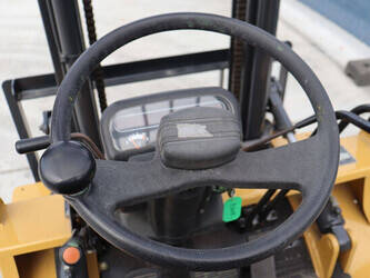 2001-mitsubishi-fg20t-1432740-46021477