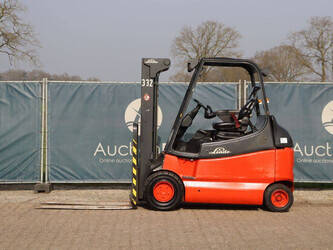 2005-linde-e30-1432742-46021539