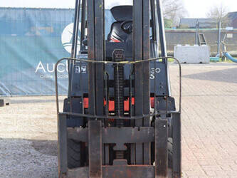 2005-linde-e30-1432742-46021545