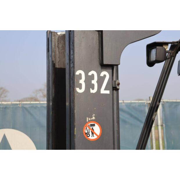 2005 Linde E30-46021549