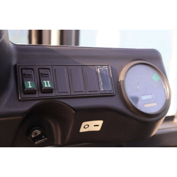 2005 Linde E30-46021562