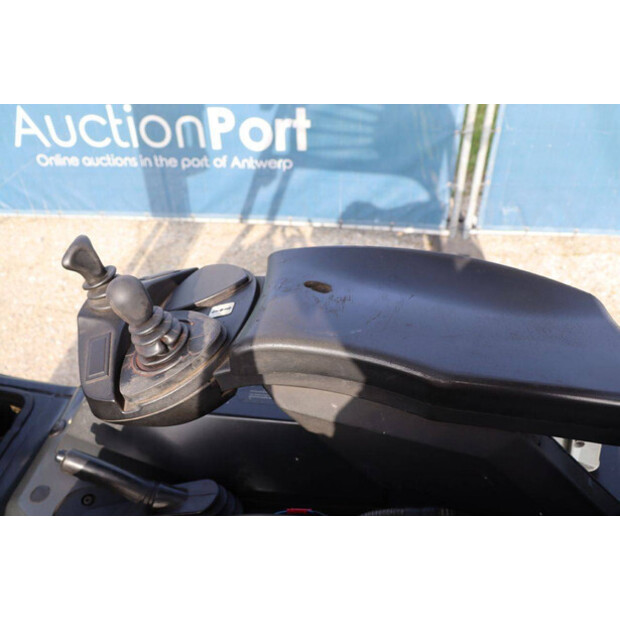 2005 Linde E30-46021565