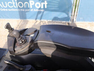 2005-linde-e30-1432742-46021565