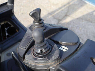 2005-linde-e30-1432742-46021566