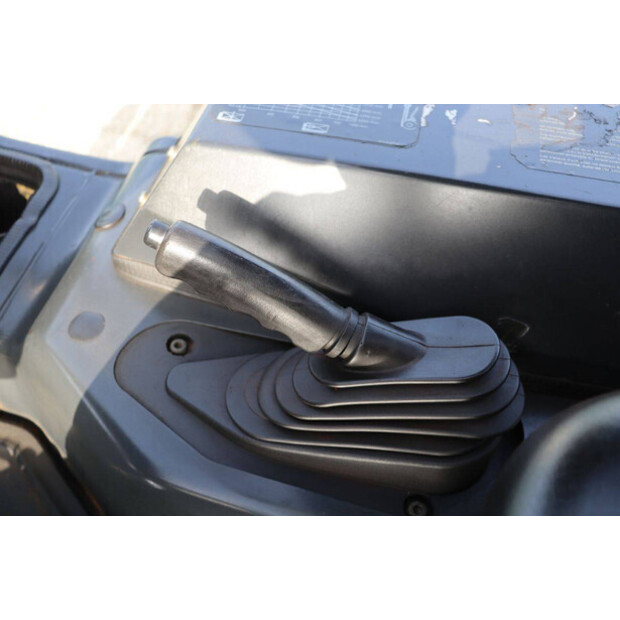 2005 Linde E30-46021567