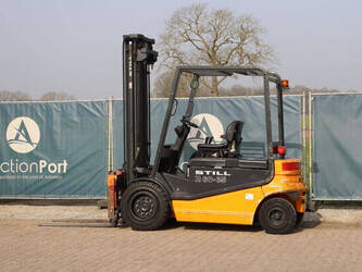 2002-still-r60-35-46021675