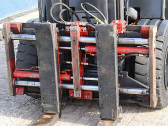 2002-still-r60-35-46021684