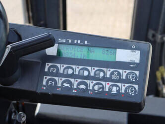 2002-still-r60-35-46021700