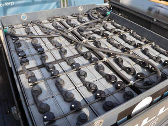 2002-still-r60-35-46021705