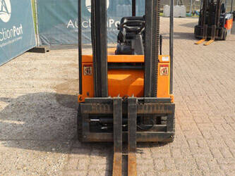 1992-still-r50-16-1432746-46021731