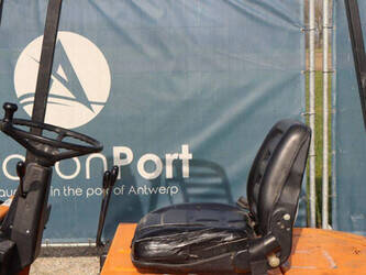 1992-still-r50-16-1432746-46021742