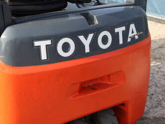 2018-toyota-8fbe16t-1432748-46021829