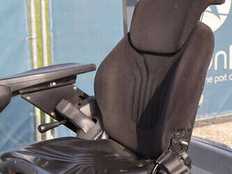 2018-toyota-8fbe16t-1432748-46021833