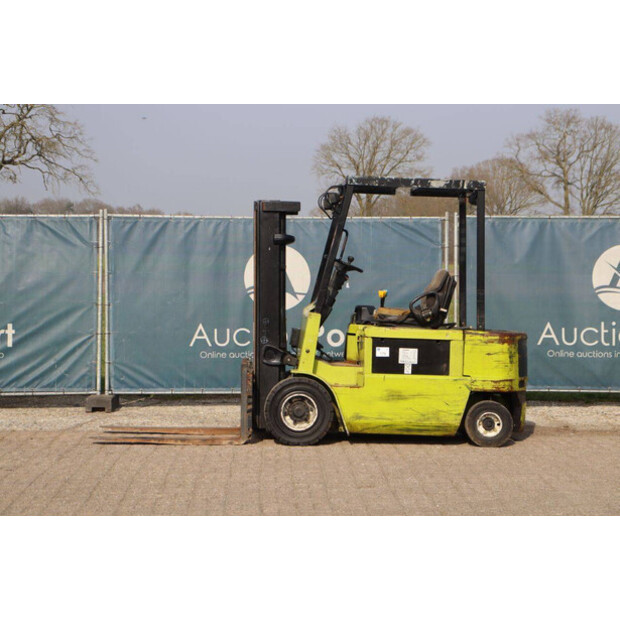 1997 Clark 30S-46021916