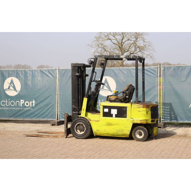 1997 Clark 30S-46021917