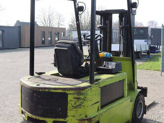 1997-clark-30s-1432750-46021921