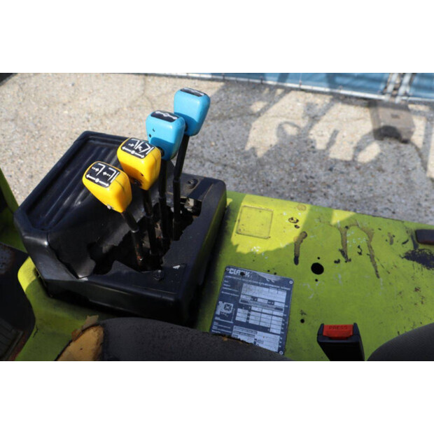 1997 Clark 30S-46021943