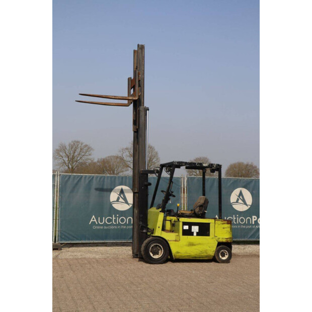 1997 Clark 30S-46021949