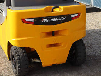 2018-jungheinrich-efg-316-1432751-46021976