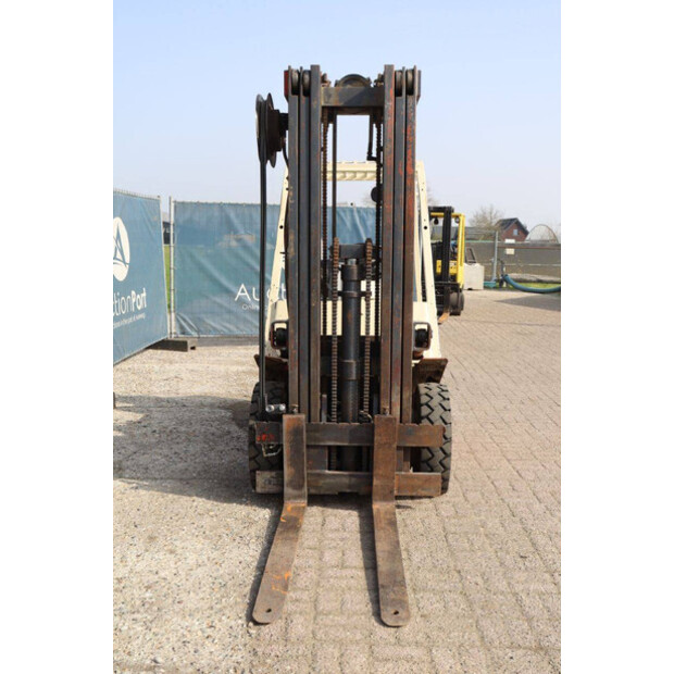 NISSAN PF02A20U-46022006