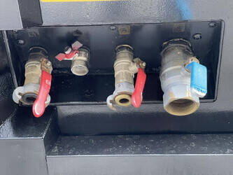 2011-kaeser-m-122-n-1045827-46022210