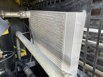 2011-kaeser-m-122-n-1045827-46022217