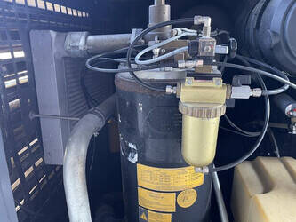 2011-kaeser-m-122-n-1045827-46022220