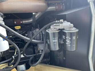 2011-kaeser-m-122-n-1045827-46022228