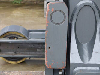 2017-fenwick-linde-r14hd-01-46022360