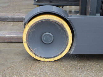 2017-fenwick-linde-r14hd-01-46022365