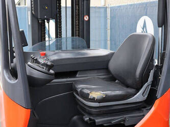 2017-fenwick-linde-r14hd-01-46022370